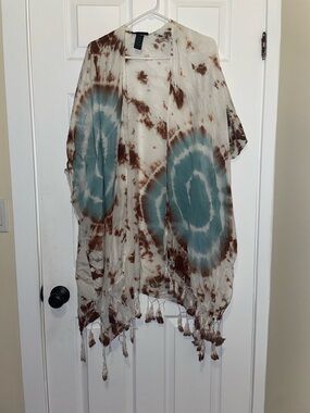 Steve Madden tie dyed blue white coverup ruana